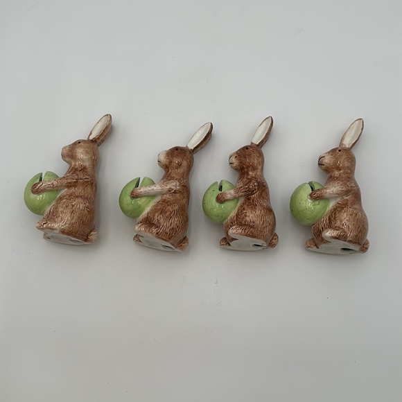 PORCELAIN BUNNY RABBIT MENU CARD HOLDER FIGURINE SET 4 - Picture 10 of 16